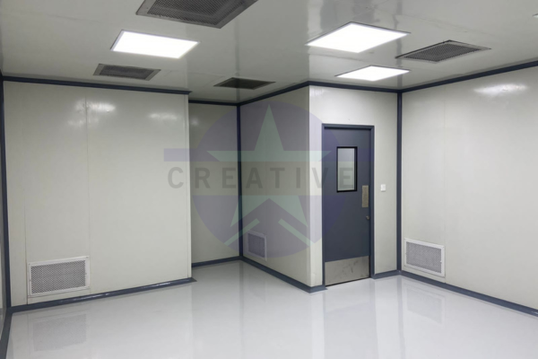 Manufacturer of Modular Cleanroom Systems